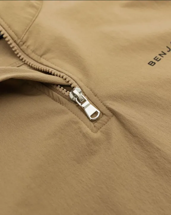 Benjart Nylon Quarter Zip - Sand