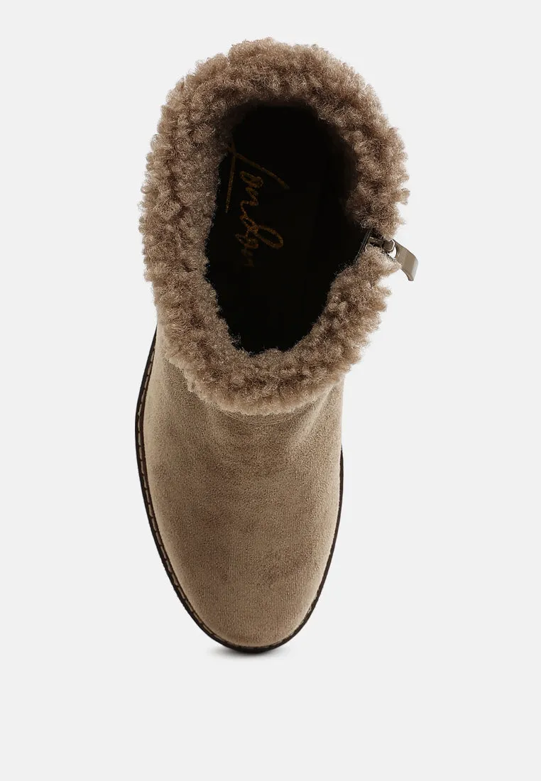 Big horn Faux Fur Harness Boots