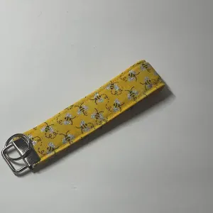 Bumble Bee Wristlet Strap