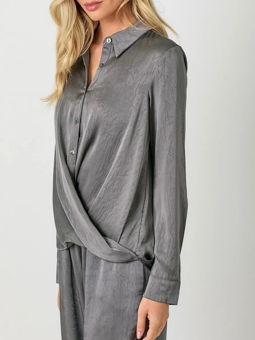 Buttondown Twist Bottom Top - Charcoal