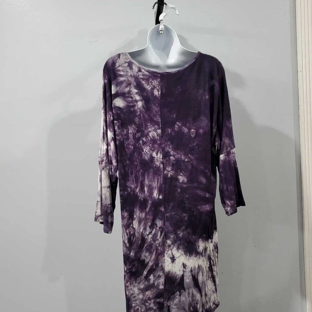 C Christian Dress Medium