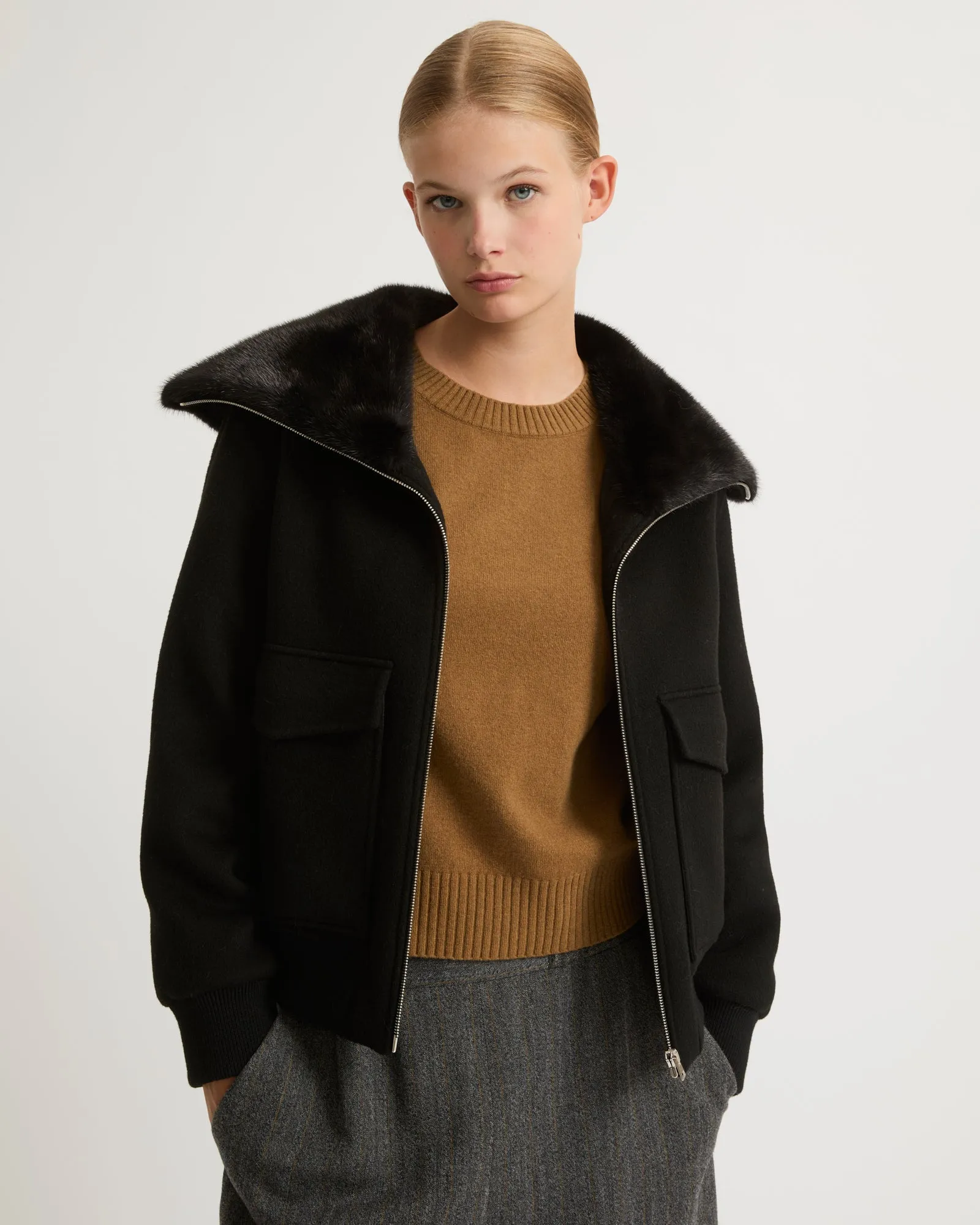 Cashmere wool jacket with mink fur collar