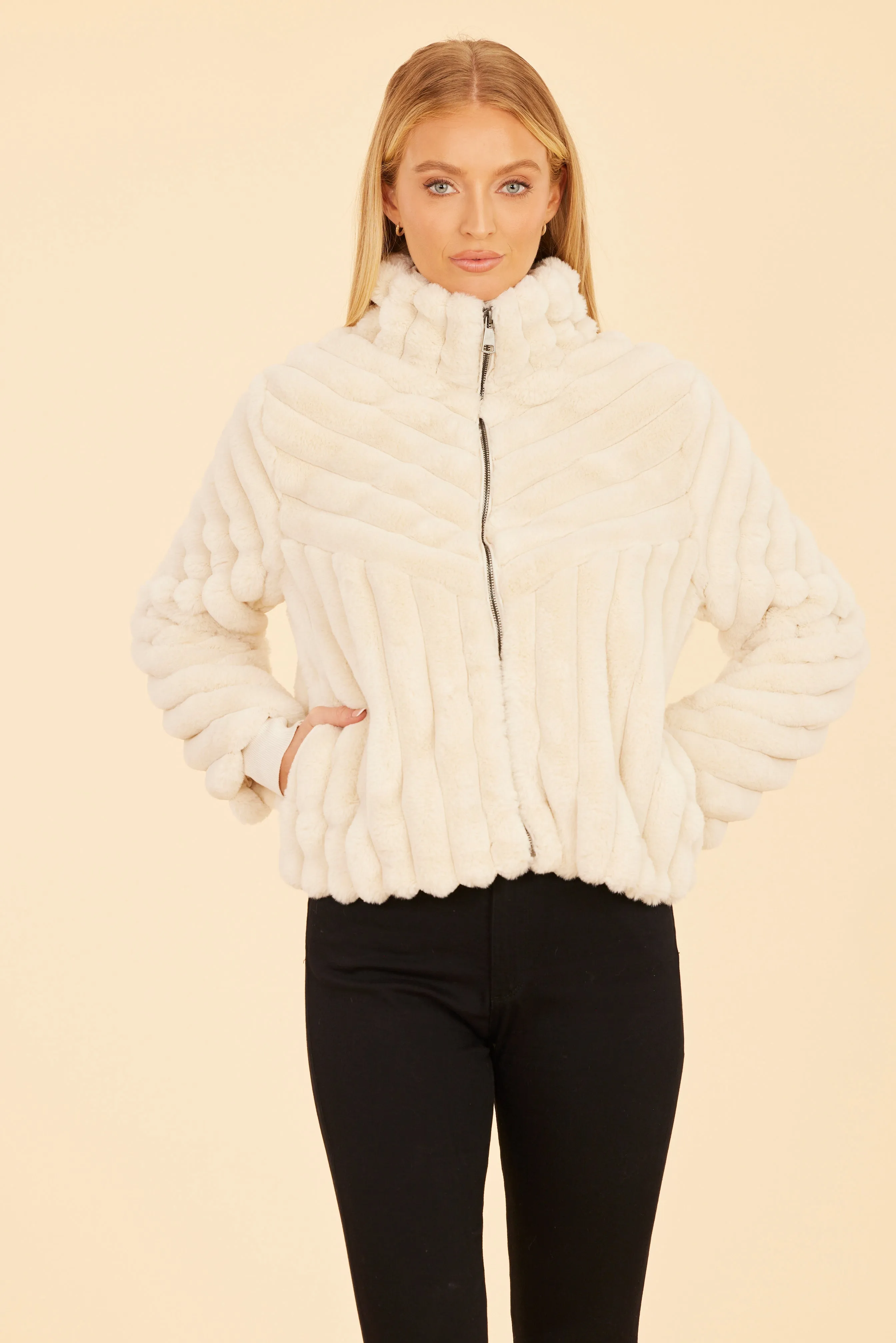 Faux Fur Grooved Zip-Up Jacket