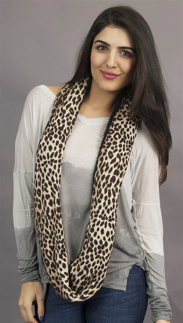 Kinkate Infinity Leopard Scarf in Brown