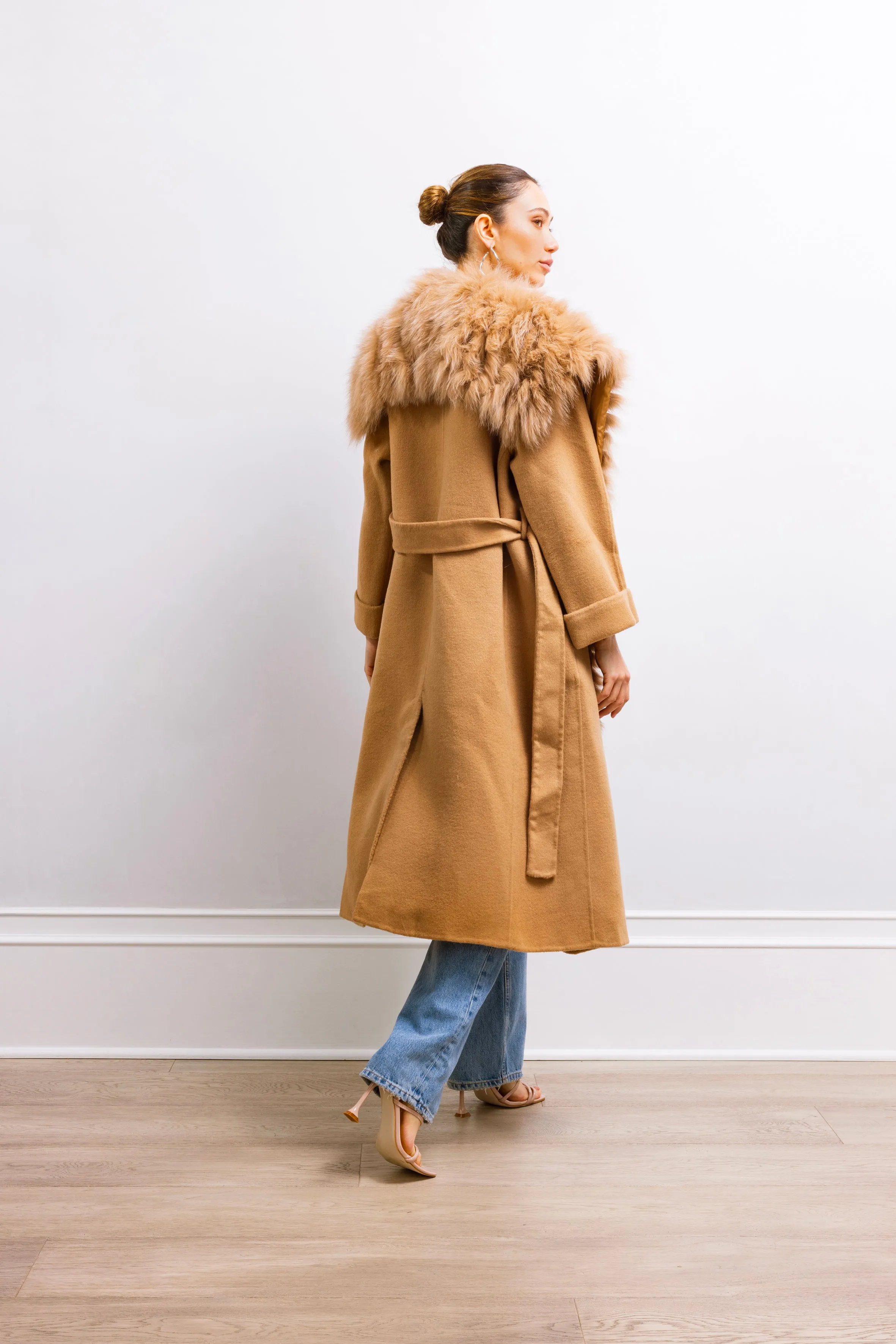 Lavish Wool & Fur Coat in Tan