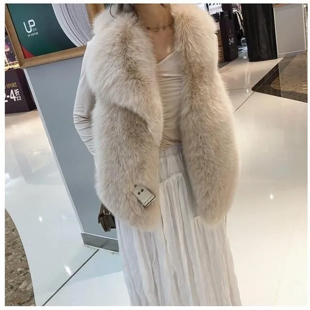 Luxurious Fox Fur Vest â€“ Elegant High Fashion for Winter