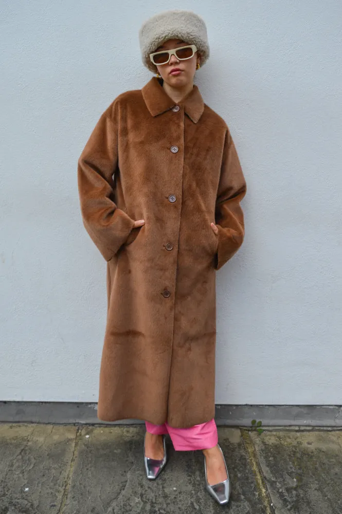 Molliolli Lungo Camel Coat