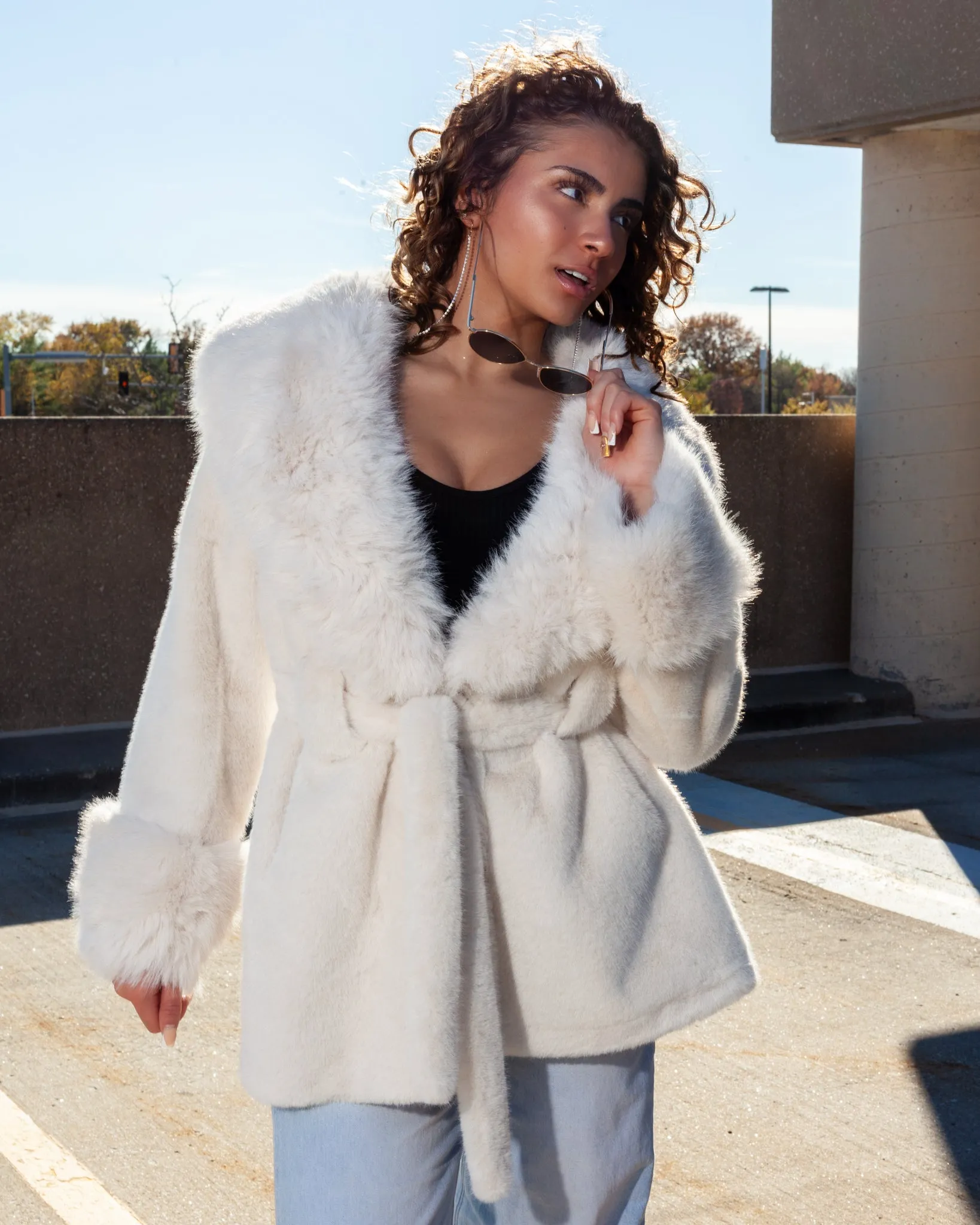 SOLD OUT: White Faux Fur Oversized Collar Coat