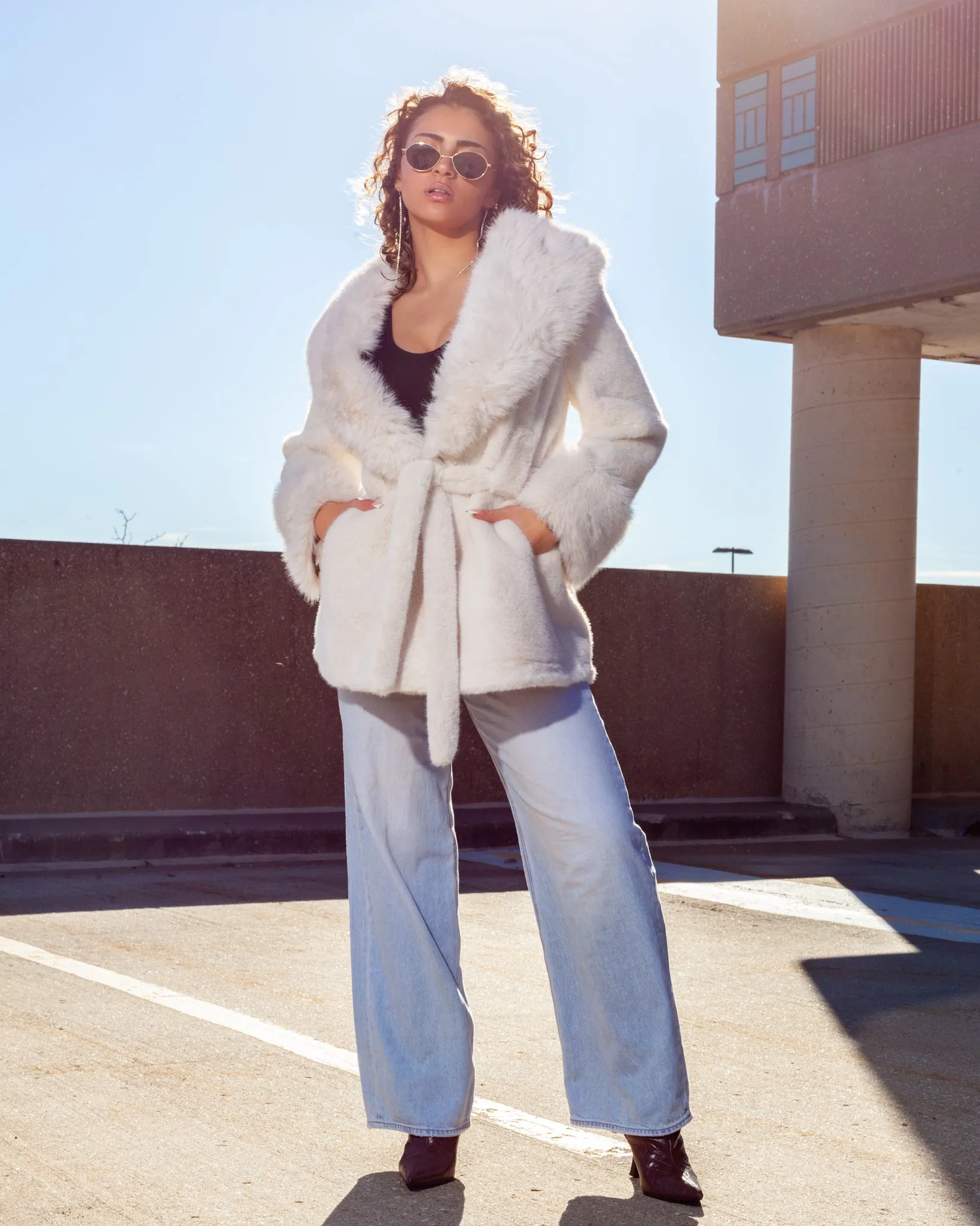 SOLD OUT: White Faux Fur Oversized Collar Coat