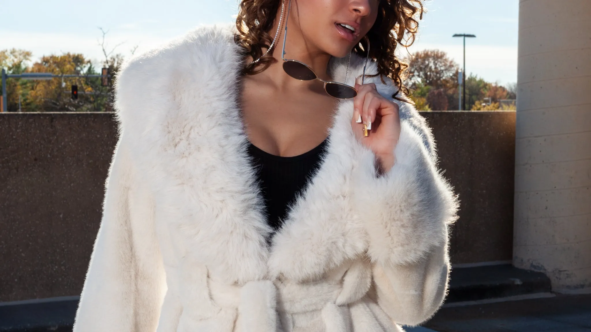 SOLD OUT: White Faux Fur Oversized Collar Coat